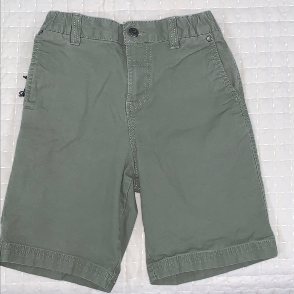 EUC Columbia boys shorts size med 10/12